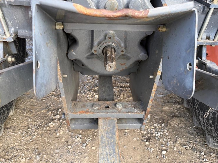 kubota-m108s-image-16