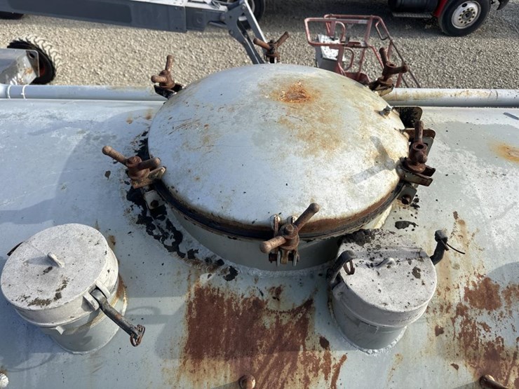 2005-kenworth-t800-image-37