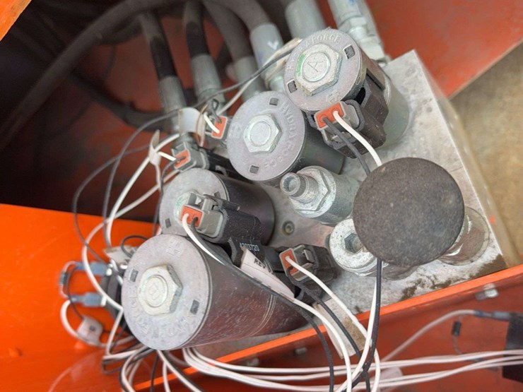 2017-snorkel-s4732e-image-10