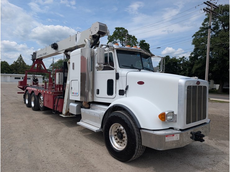 peterbilt-365-image-6