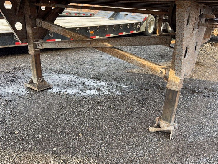 2002-utility-van-image-17