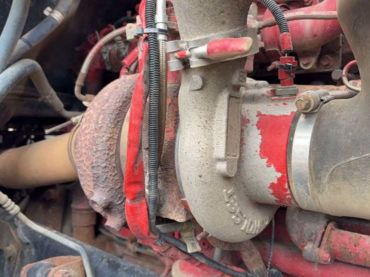 2016-kenworth-t880-image-35