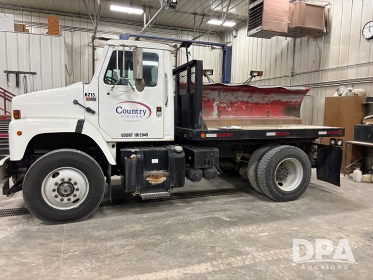 1989-international-2375-plow-truck-(dr12639-unit-215)-image-3