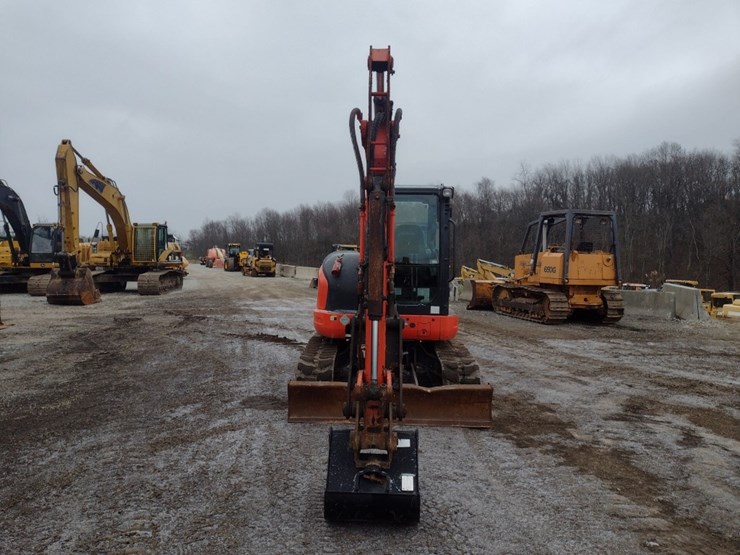 kubota-kx057-image-2