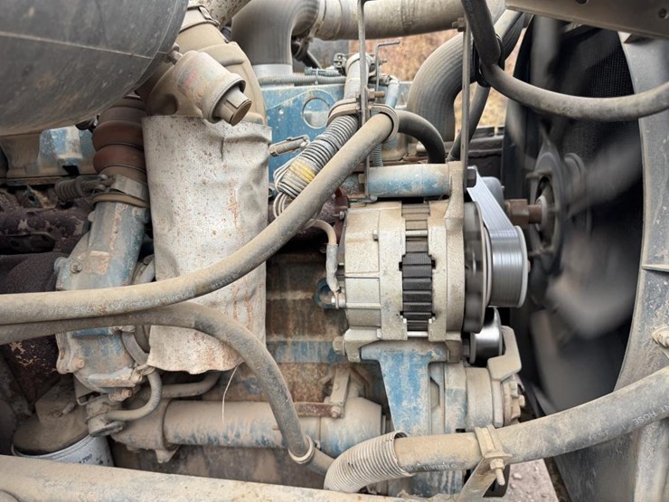 2001-international-4900-image-77