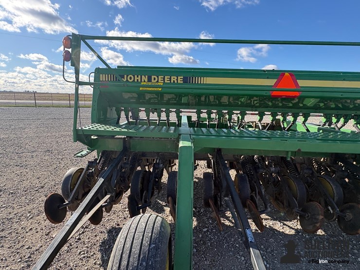 john-deere-750-image-14