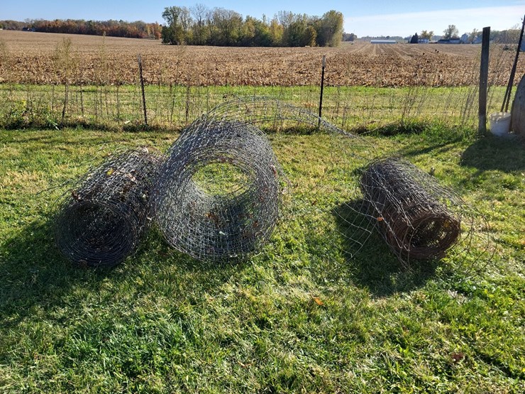 (3)-rolls-48"-tall-livestock-fence-image-6