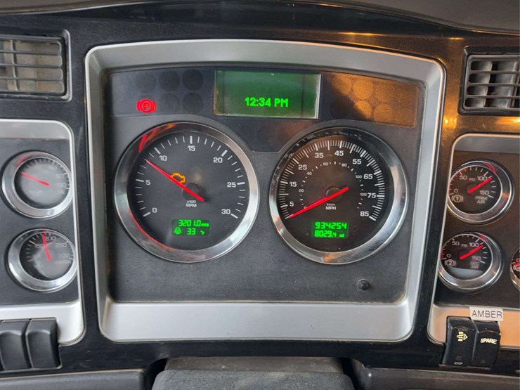 2010-kenworth-t800-image-103