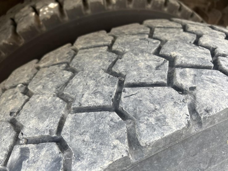 international-4000-image-109