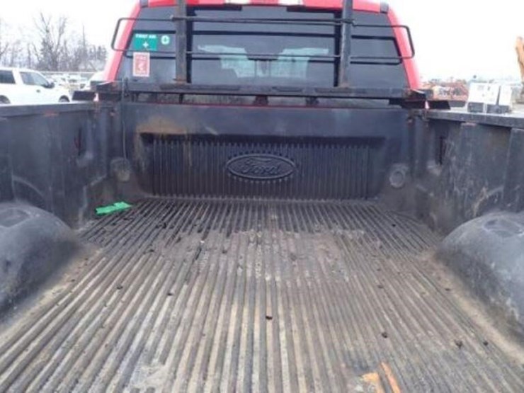 ford-f350-xlt-image-54