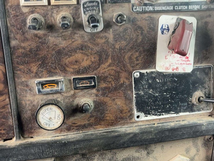 1989-kenworth-t800-image-41