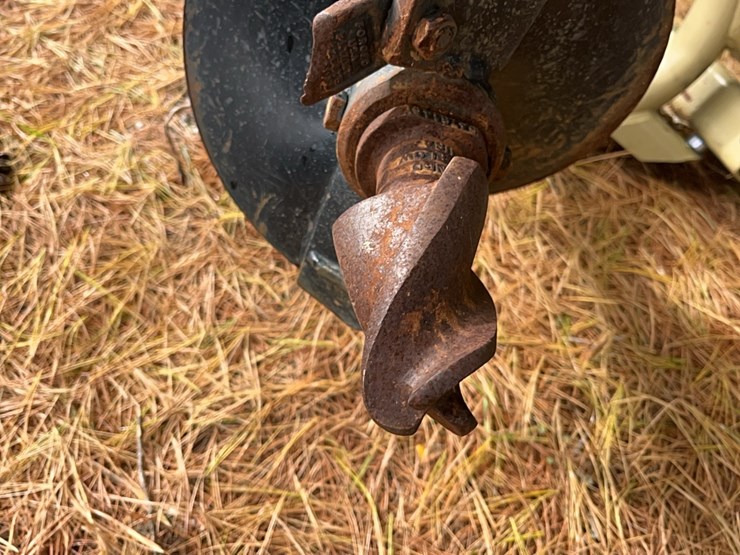 land-pride-3-pt.-auger-image-9