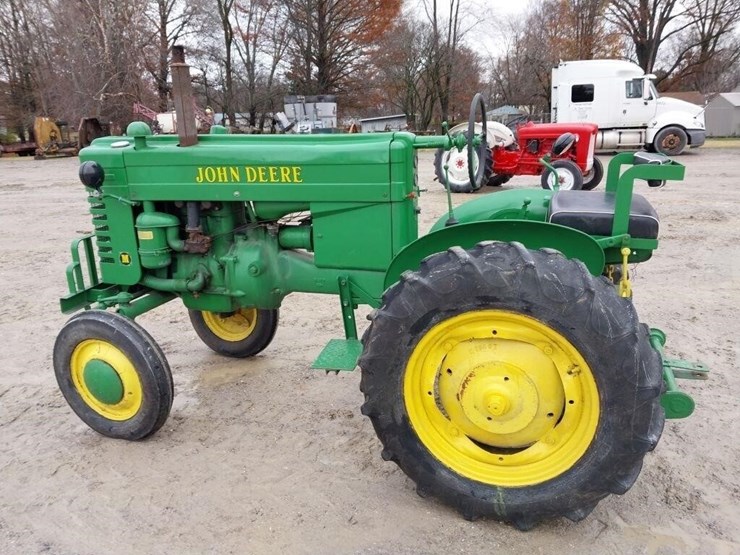 john-deere-m-image-6
