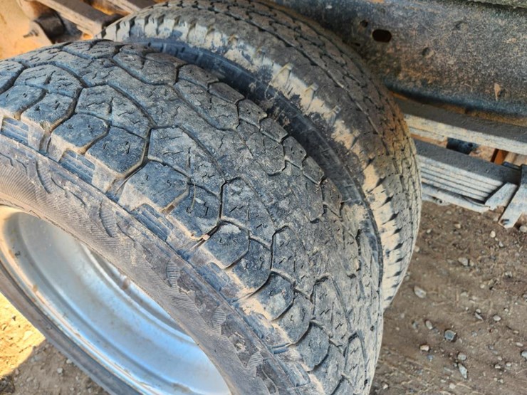 2009-chevrolet-3500-image-57