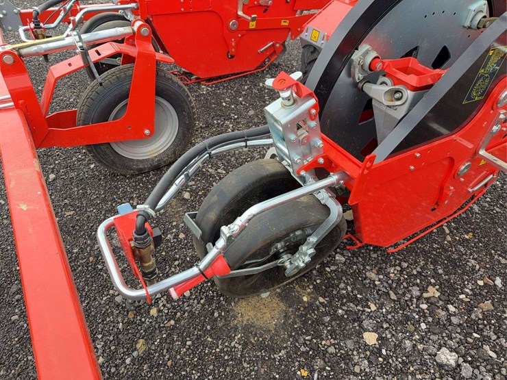 2021-checchi-&-magli-wolf-pro-image-19