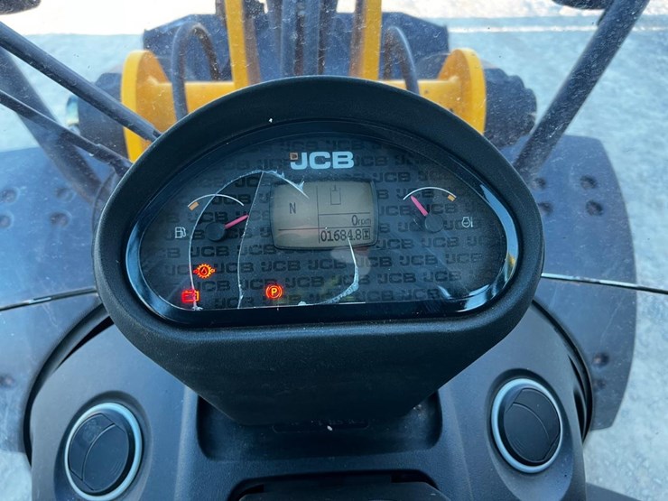 2018-jcb-409-image-22