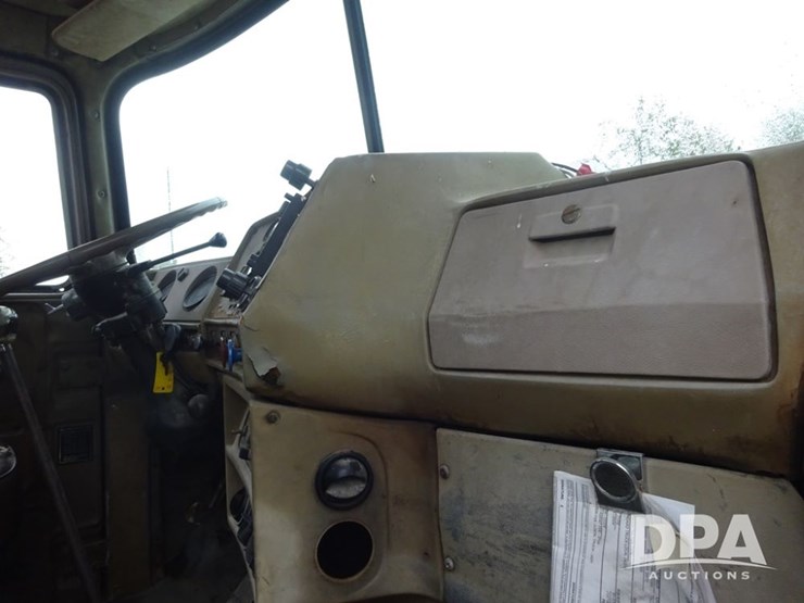 mack-r686st-image-79