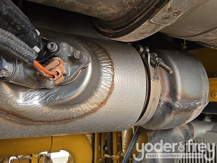 2019-deere-850l-lgp-image-136