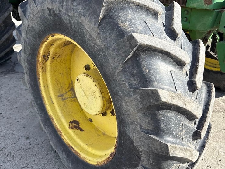 john-deere-4455-image-10