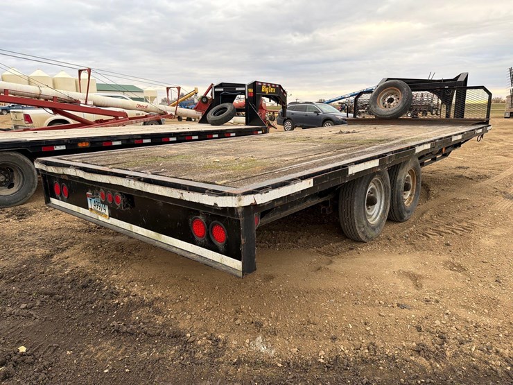 gooseneck-flatbed-trailer-image-5