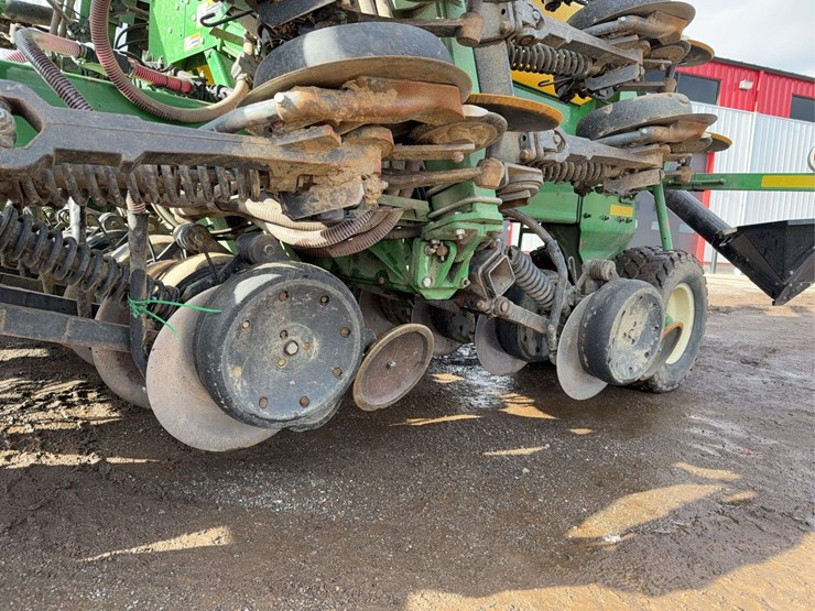 2011-john-deere-1990-image-38