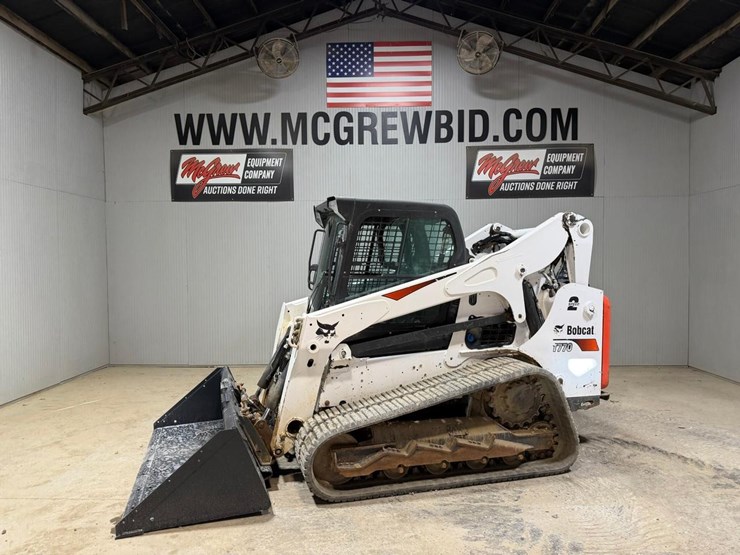 2022-bobcat-t770-image-1