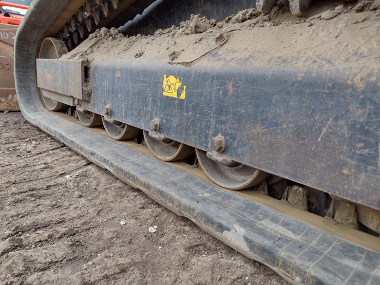 kubota-svl75-2-image-23