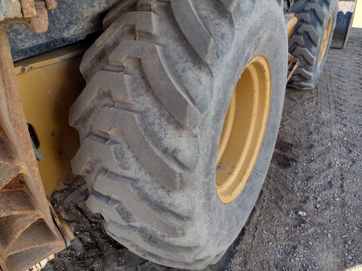 caterpillar-420d-it-image-24