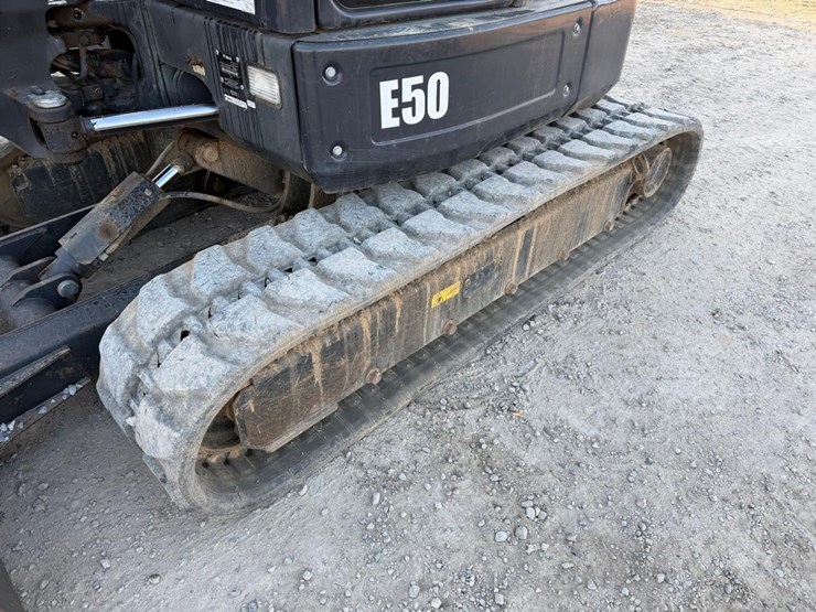 2020-bobcat-e50-image-14