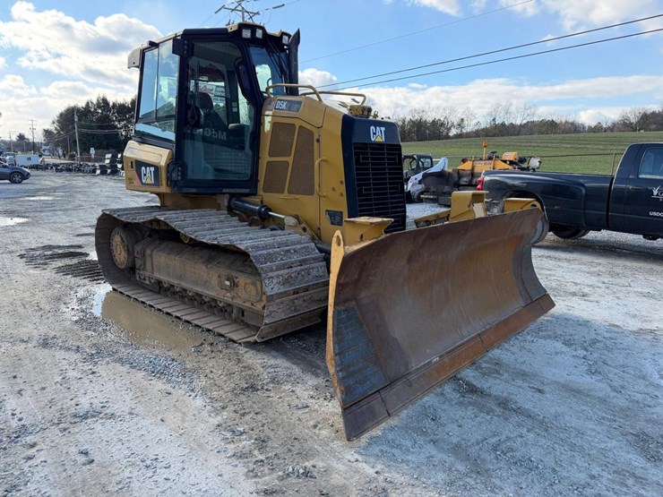 2019-caterpillar-d5k2-image-7
