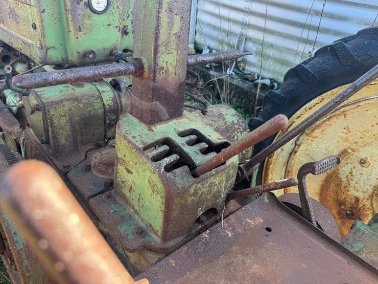 john-deere-b-image-17