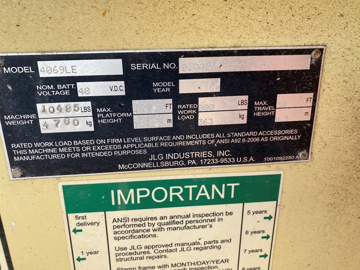 2017-jlg-4069le-image-13