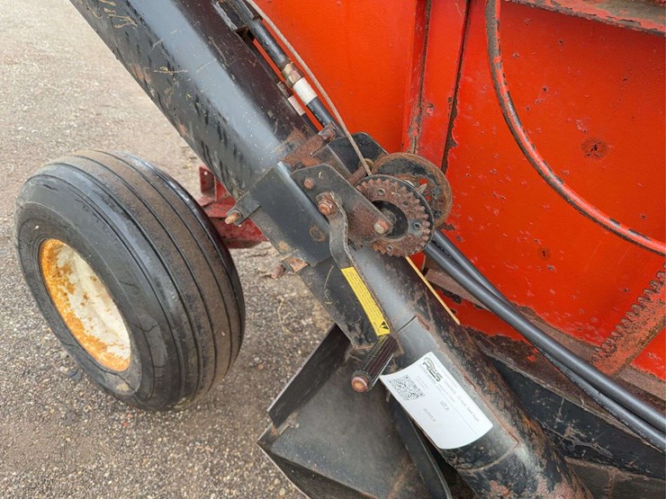 unverferth-15'-hydraulic-seed-auger-image-3