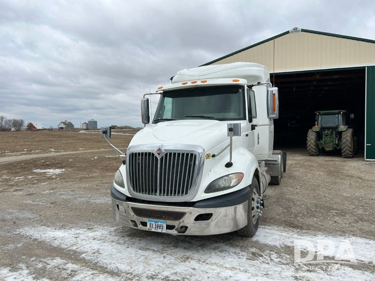 international-prostar-image-6