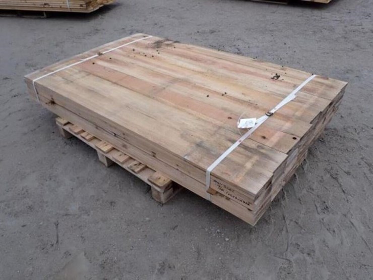 qty-of-(96)-1-in.-x-6-in.-x-6-ft-cedar-lumber-a511-image-1