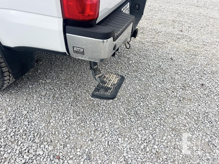 ford-f250-xlt-image-22