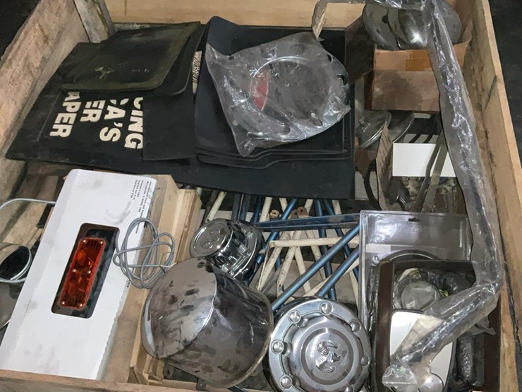 #567-•-dodge-bison-truck-parts-image-2