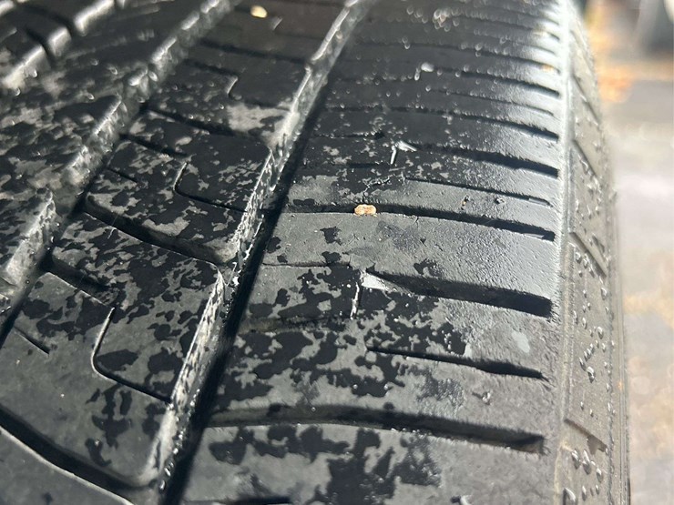 2017-ford-explorer-image-17