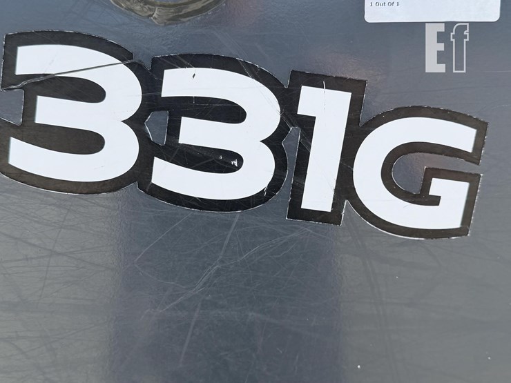 2017-deere-331g-image-6