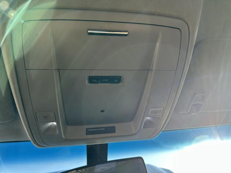 2015-chevrolet-silverado-2500hd-image-115