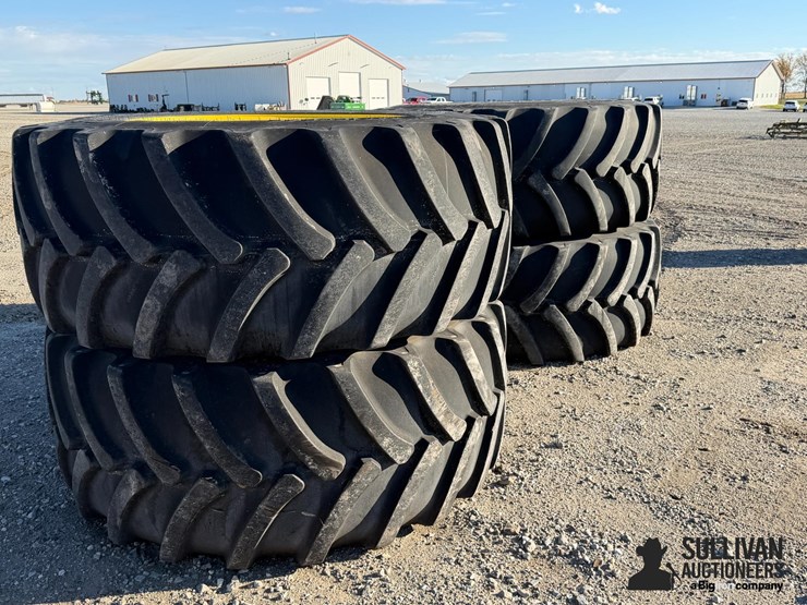 john-deere-12-image-5