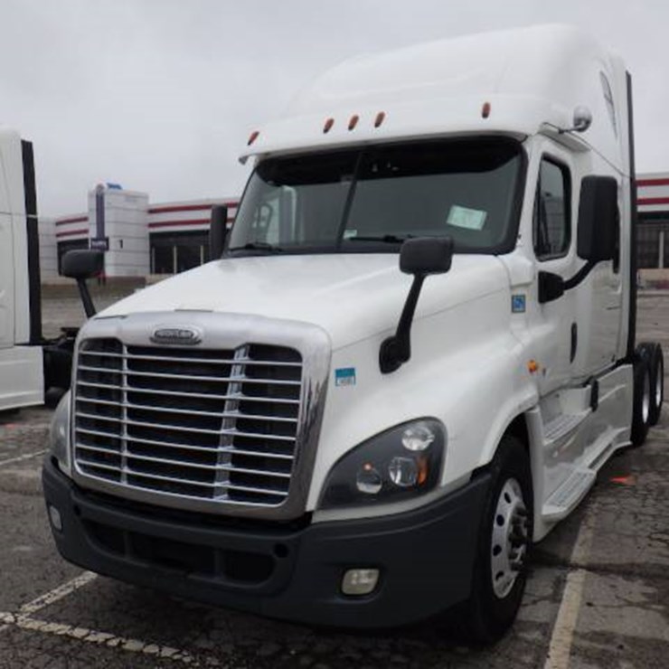 2019 FREIGHTLINER CASCADIA 125