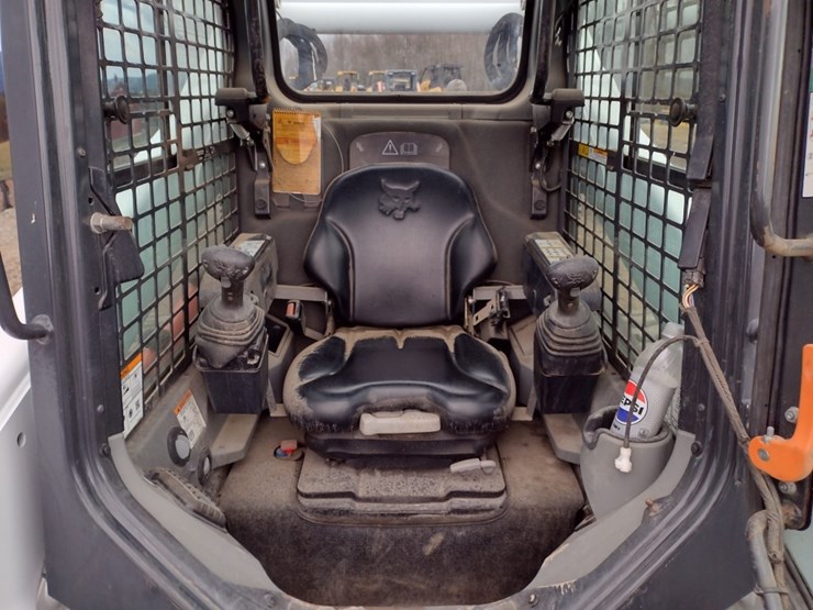bobcat-t770-image-13