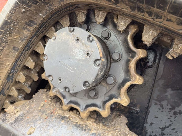 2015-kubota-svl75-2-image-14