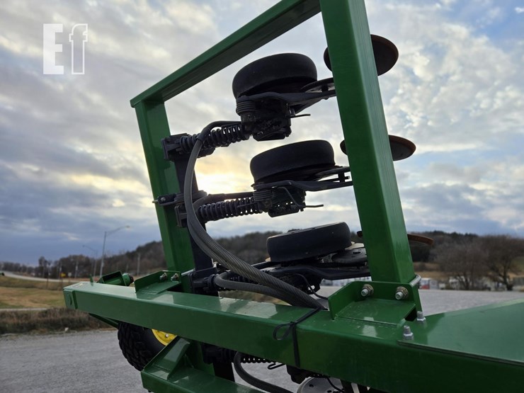 john-deere-1990ccs-image-30