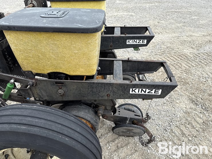 shop-made-2-row-planter-image-11