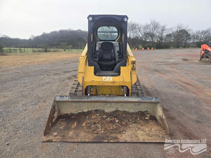 cat-259d-skid-steer-image-2