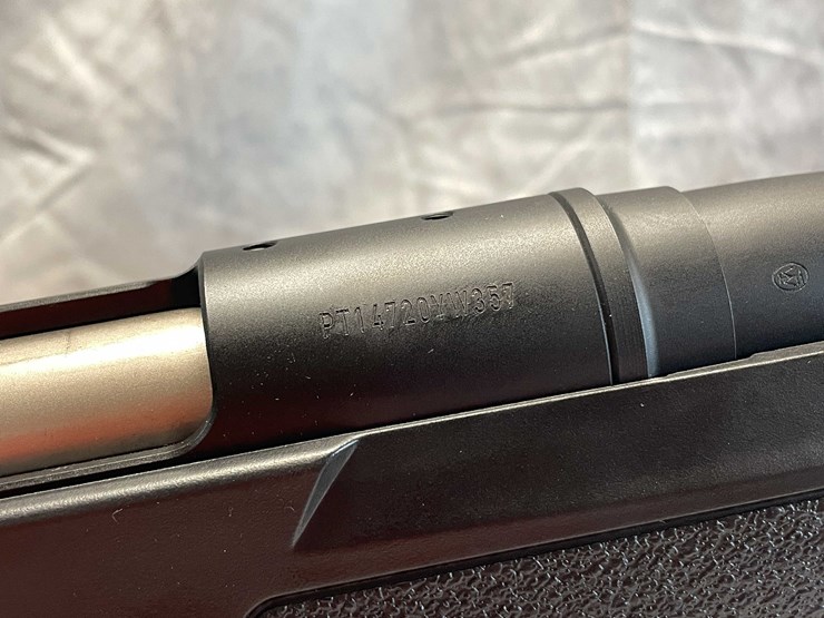 #2368-•-winchester-xpr-300-win-mag-bolt-action-rifle,-sn:-pt14720yw357-image-14