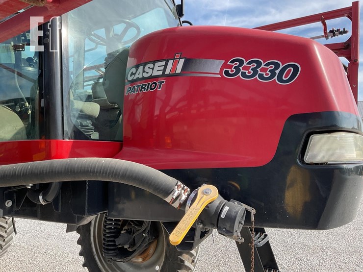 case-ih-patriot-3330-image-5