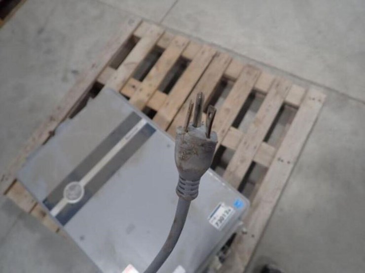 rheem-ecosense-tankless-hot-water-heater-image-11